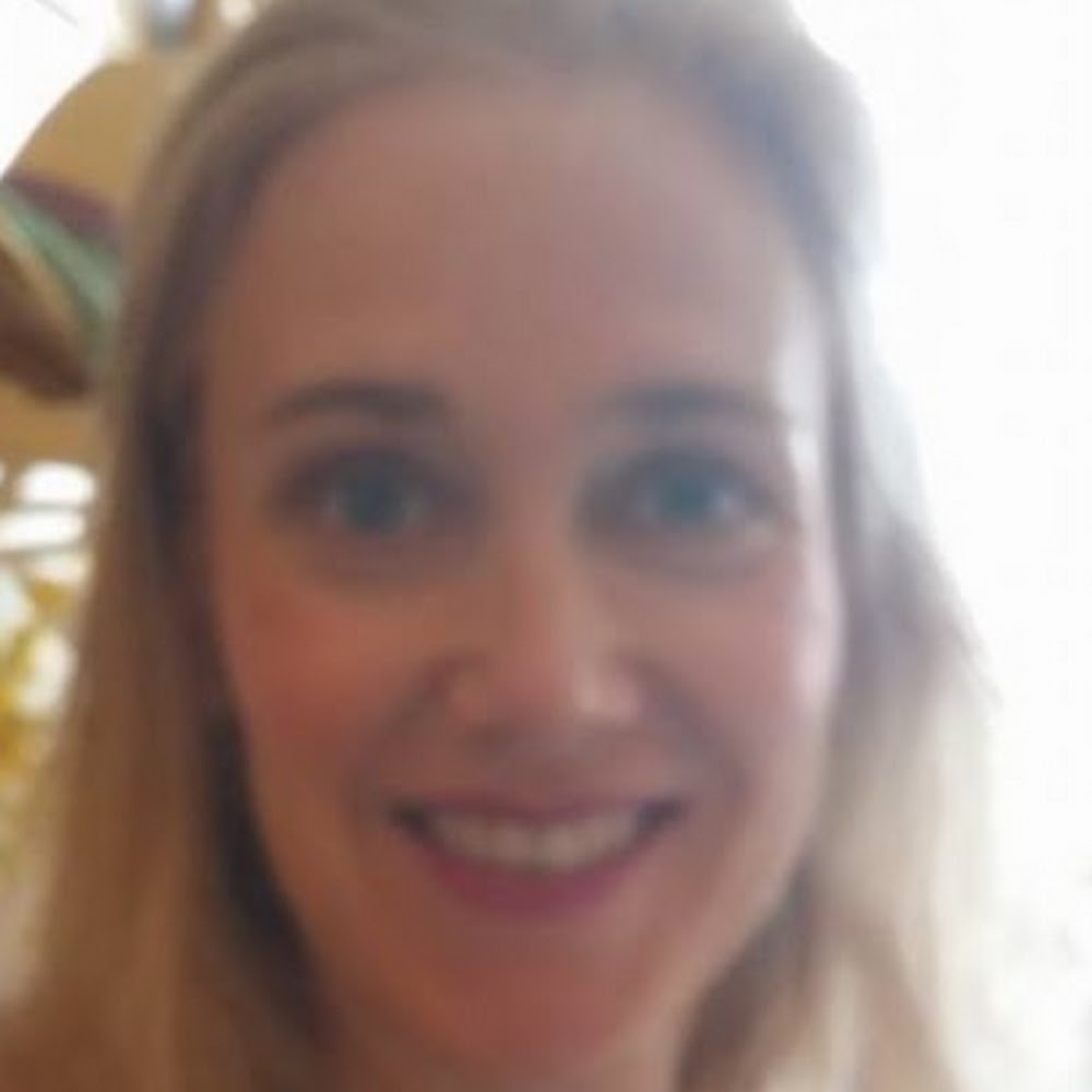 Meet your Posher, Lyn